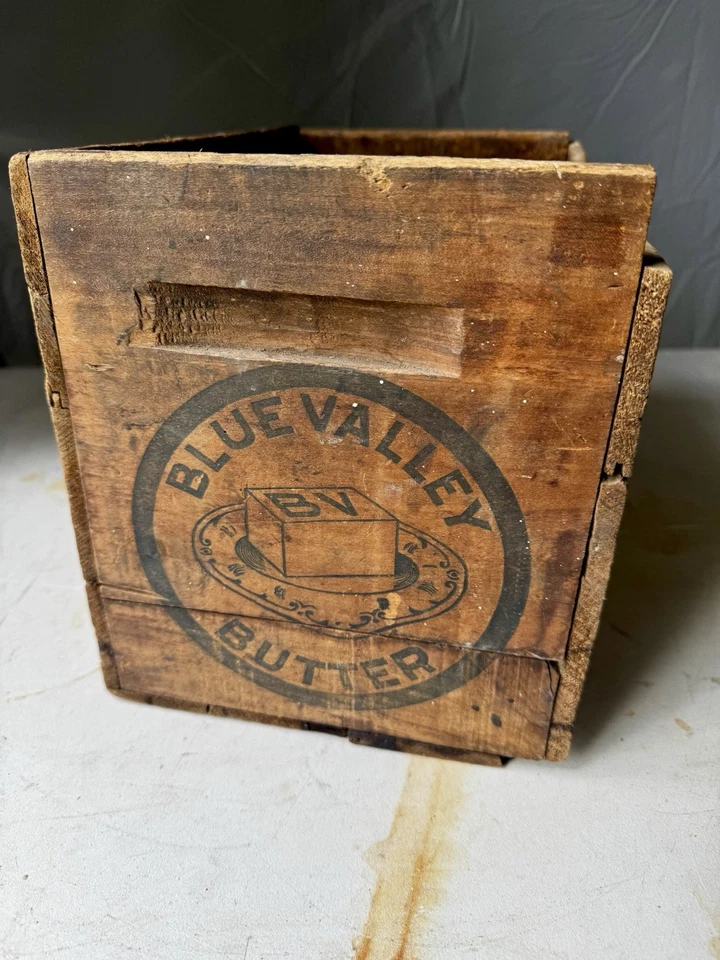 Rare Antique Vintage BLUE VALLEY Creamery BUTTER Wood CRATE Advertising Sign - Image 3 of 4
