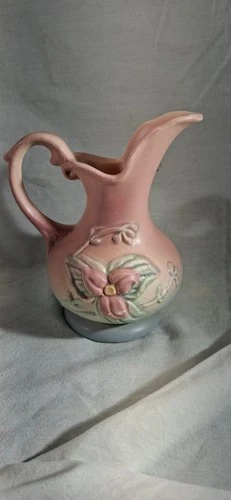Vintage Hull Pottery Pitcher Wildflower Pattern Color Gradient Floral 1946-1947