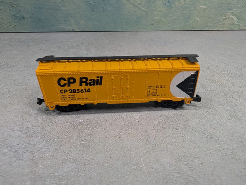 Coche de caja modelo Power escala N 40' usado Canadian Pacific CP #285614 | Zustand: Used