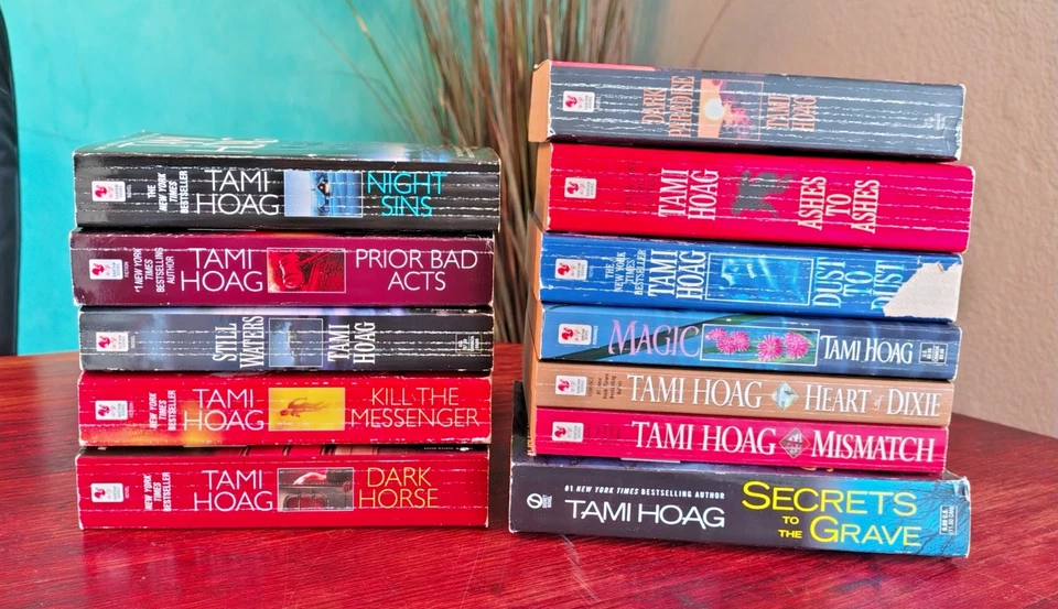 Лот из 12 романов Tami Hoag Mystery Suspense Crime Thriller, книги в мягкой обложке МИКС - Изображение 2 из 3