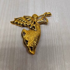 Gerry’s Gold Tone Angel Trumpet Brooch Pin Vintage Christmas Jewelry