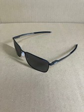 Oakley Ejector