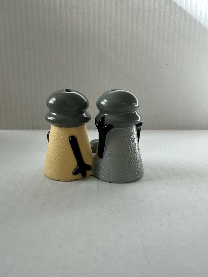 Boneco Blues Clues Mr. & Mrs. Salt & Pepper with Baby Paprika 1998 ~3” - Imagem 2 de 4
