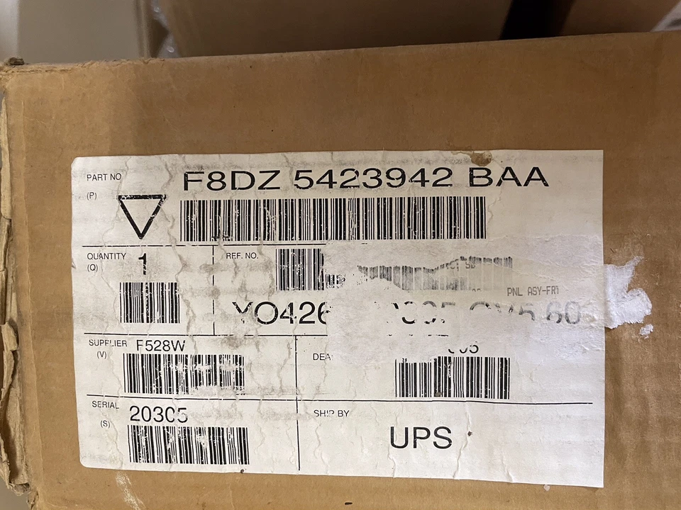 BRAND NEW! 1998 Ford Taurus Mercury Sable Front Door Panels, Tan (99 97 96?) - Image 2 of 4