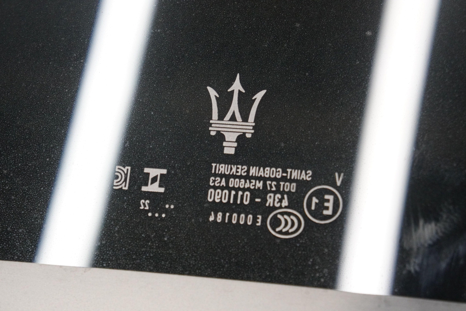 Front Sunroof Roof Glass Window 673012088 OEM Maserati Grecale 2023