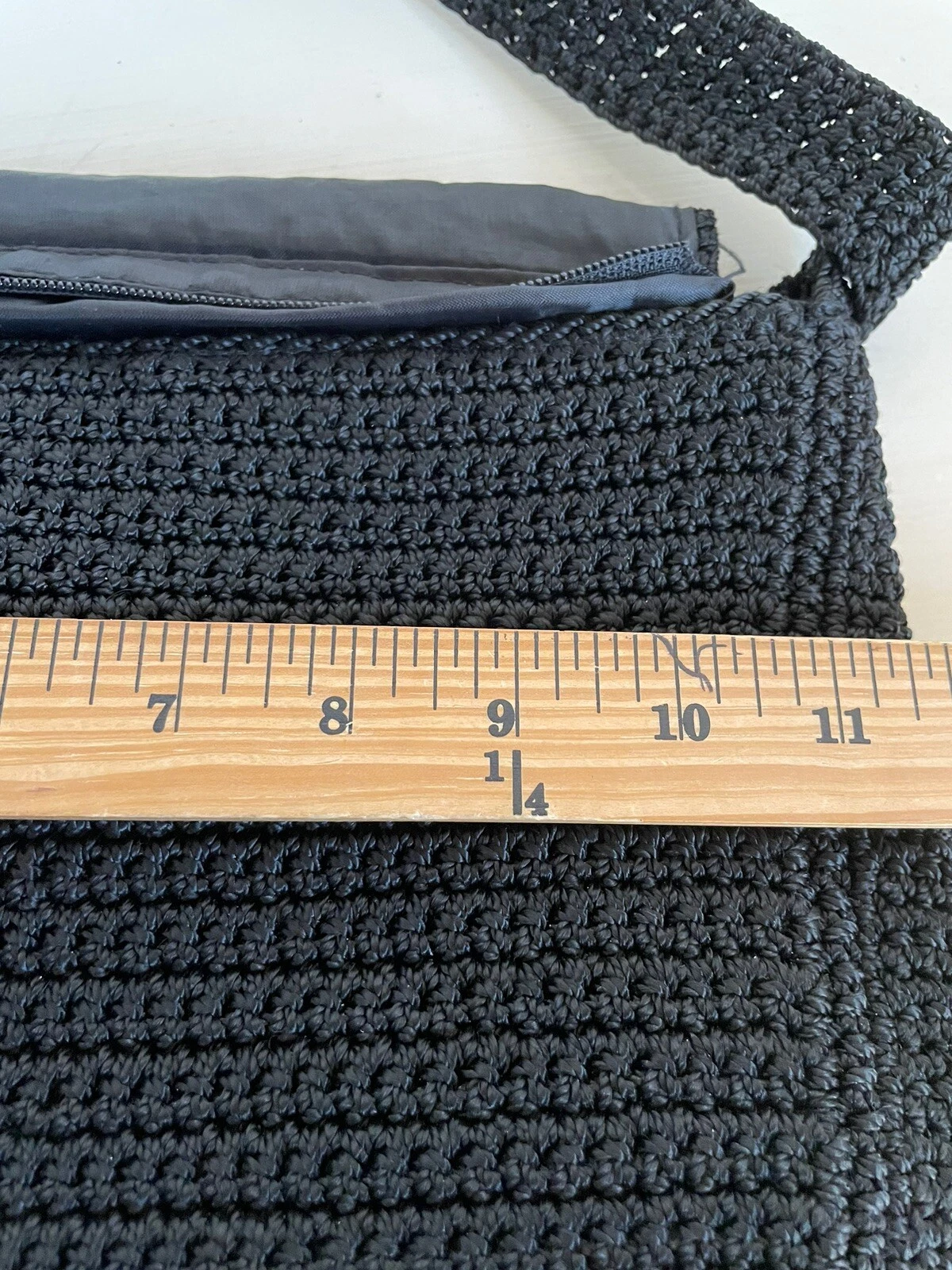 The Sak borsa a tracolla boho all'uncinetto nera