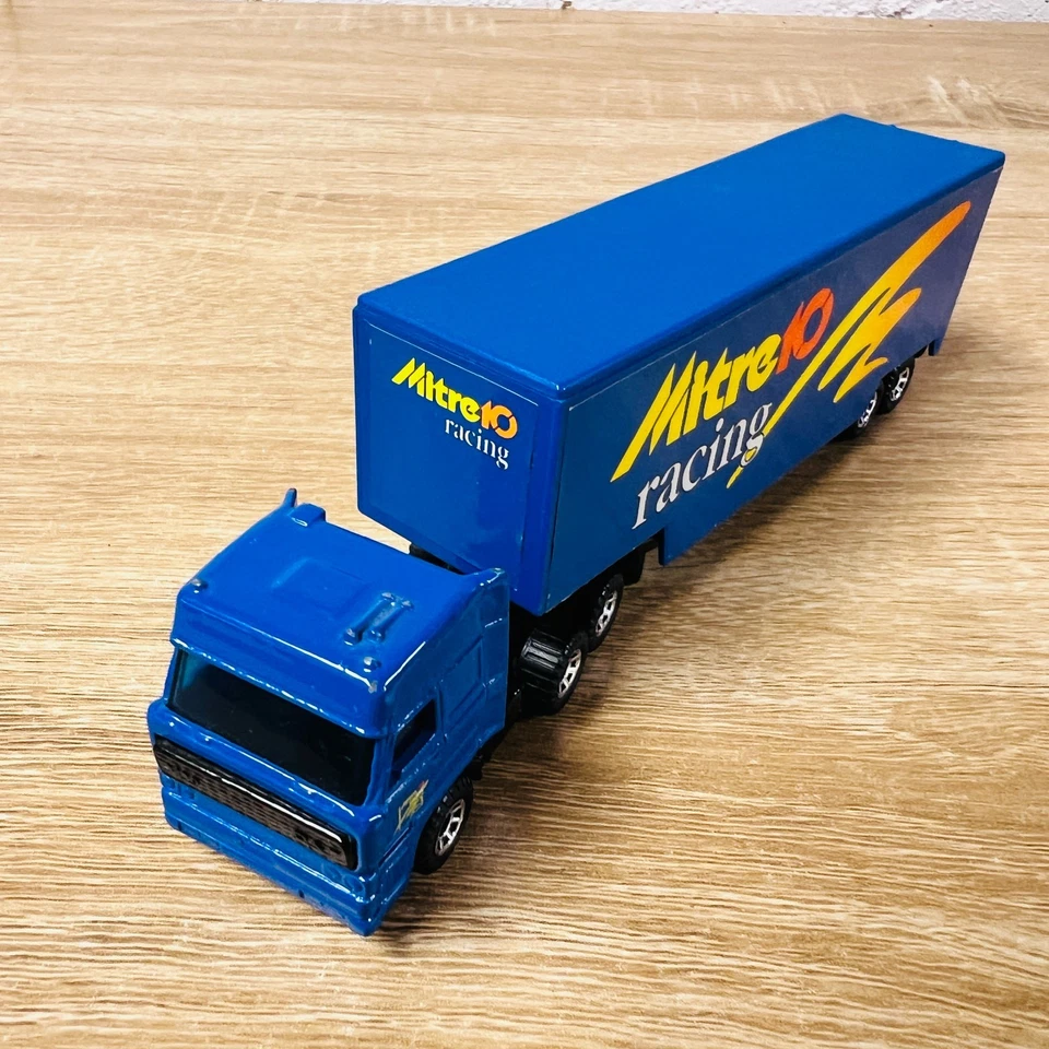 Matchbox Convoy Mitre 10 Racing Team Blue DAF 3300 Space Cab Container - Image 2 of 4