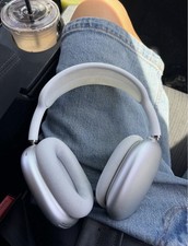 Apple AirPods Max Silver Over-Ear Headphones ...