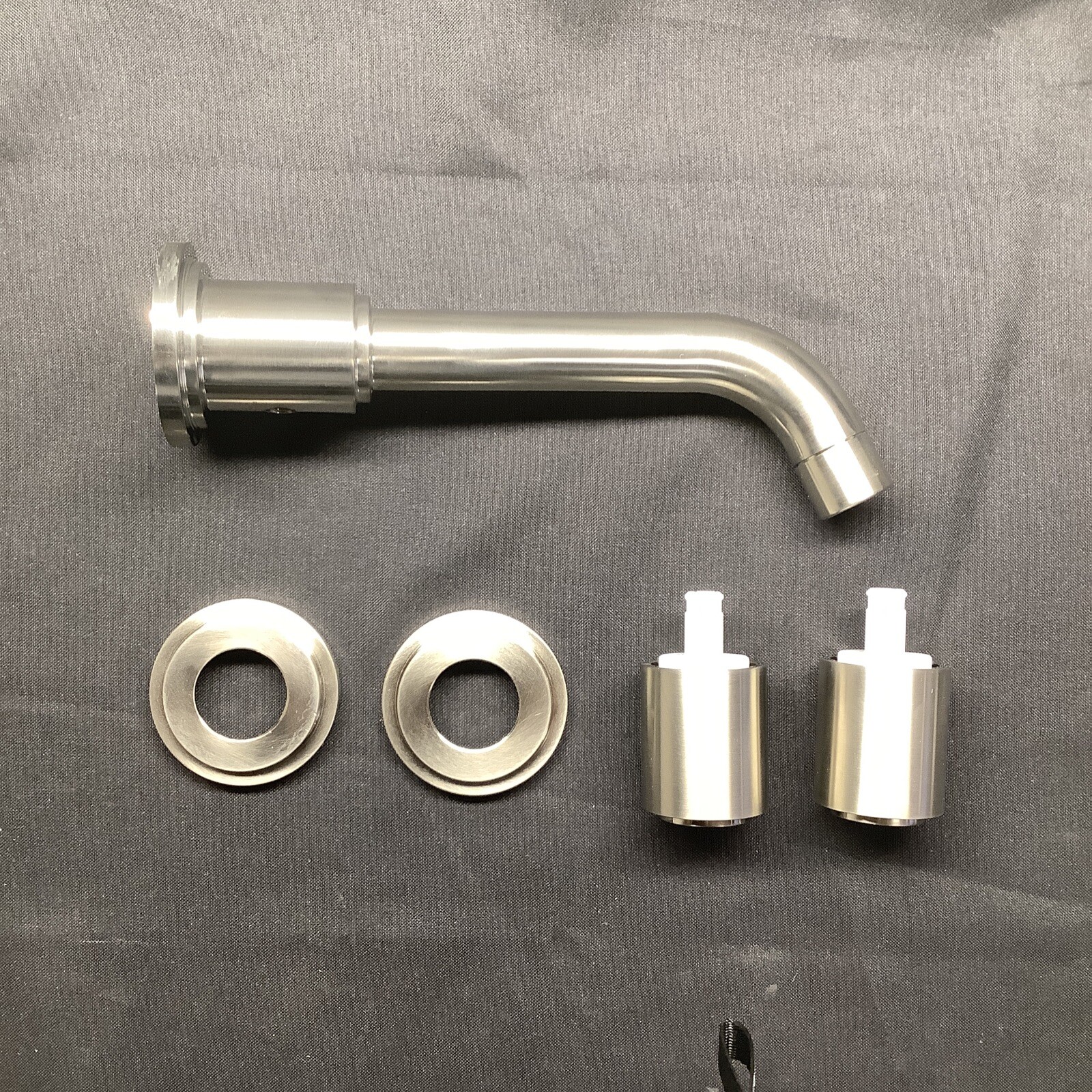 Picture 1 of 6