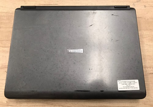 Toshiba Equium A100 Intel Core 2 Duo 1.70GHz 1 GB Ram 120GB HDD - Picture 3 of 6