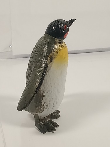 Vintage AAA 4" Adult Penguin Figure PVC Rubber - Afbeelding 2 van 4