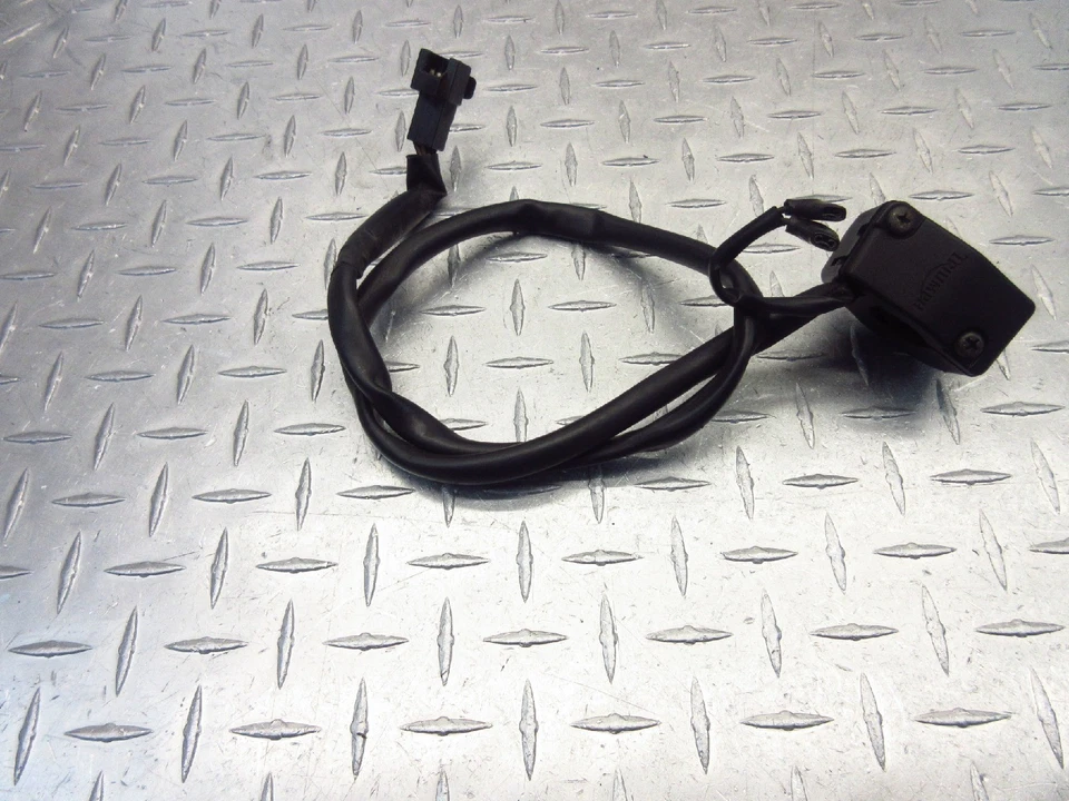 11 12 TRIUMPH STREET TRIPLE R 2011 OEM MANILLAR DERECHO INTERRUPTOR ARRANQUE PARADA MUERTE Foto 3 de 4