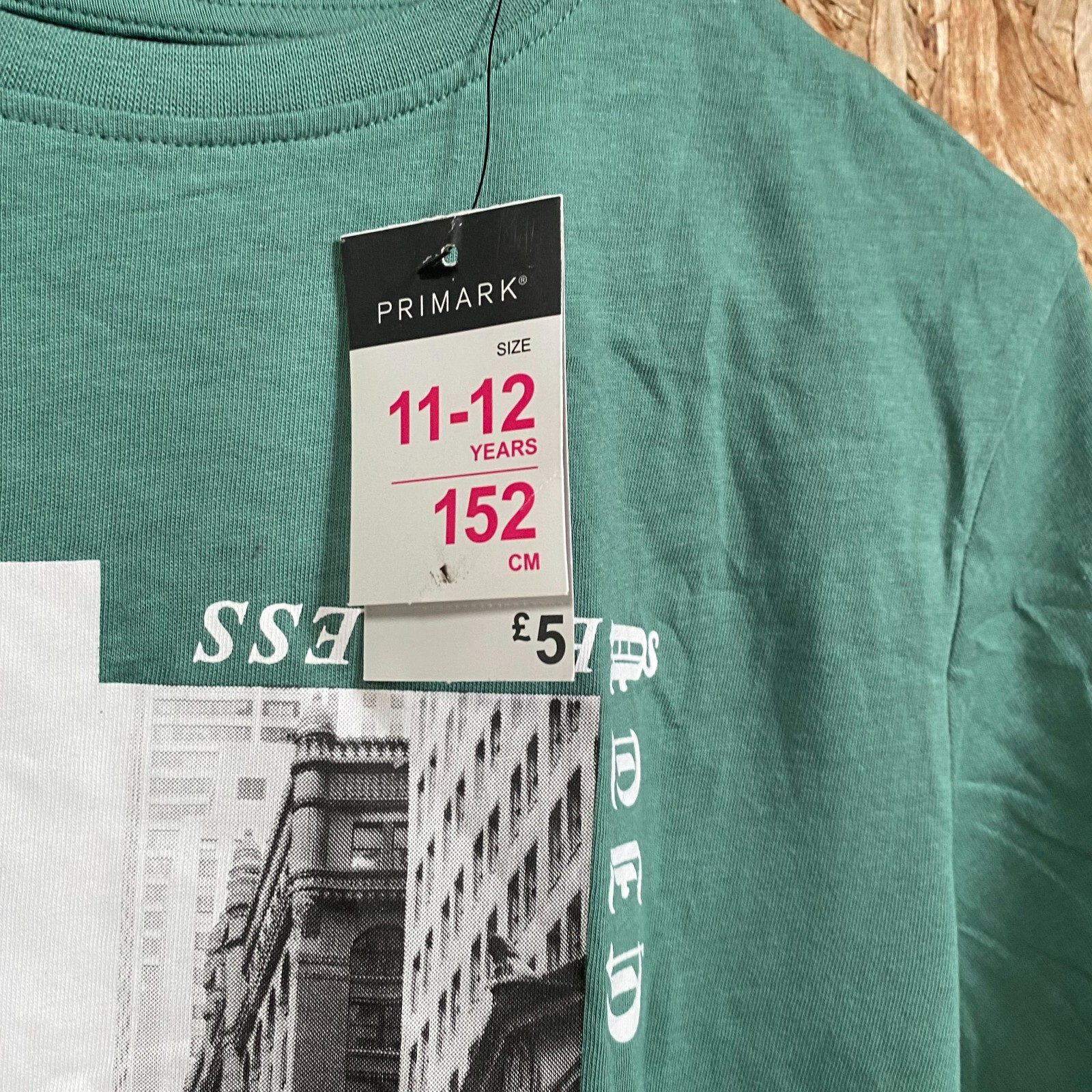 Primark NYC Green T-Shirt Black & White Print (11-12 Years) - BNWT image 4