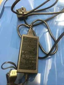 Original HP Deskjet 0957-2119 Druckeradapter 32V 563mA 15V 533mA