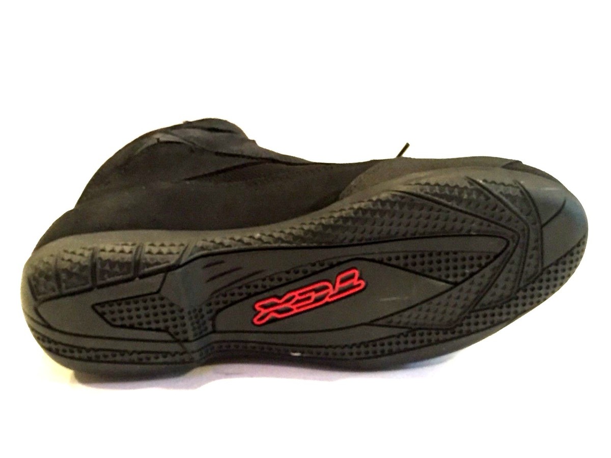 TCX JUPITER EVO GTX GORETEX SPORT URBAN SHORT WATERPROOF
MOTORCYCLE BOOT MENS 13 TCX Jupiter 5 Gore-Tex boots review | Eight months on test main image 3