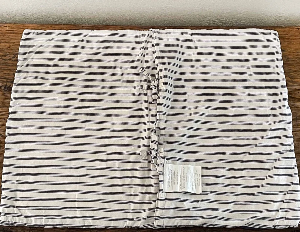 Pottery Barn Kids Pirate Ship Sham, funda de almohada doble, acolchada, corbatas, 20 x 26 Foto 2 de 4