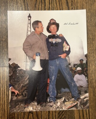 BOB BECKWITH SIGNED 8X10 PHOTO 9/11 2001 GROUND ZERO FIREFIGHTER GEORGE BUSH