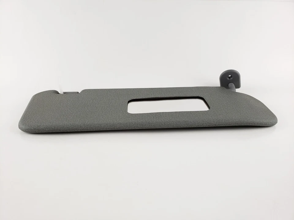 Солнцезащитный козырек для правой стороны пассажира Pontiac Wave 2005-2008 годов выпуска серый от оригинального производителя - Изображение 3 из 4