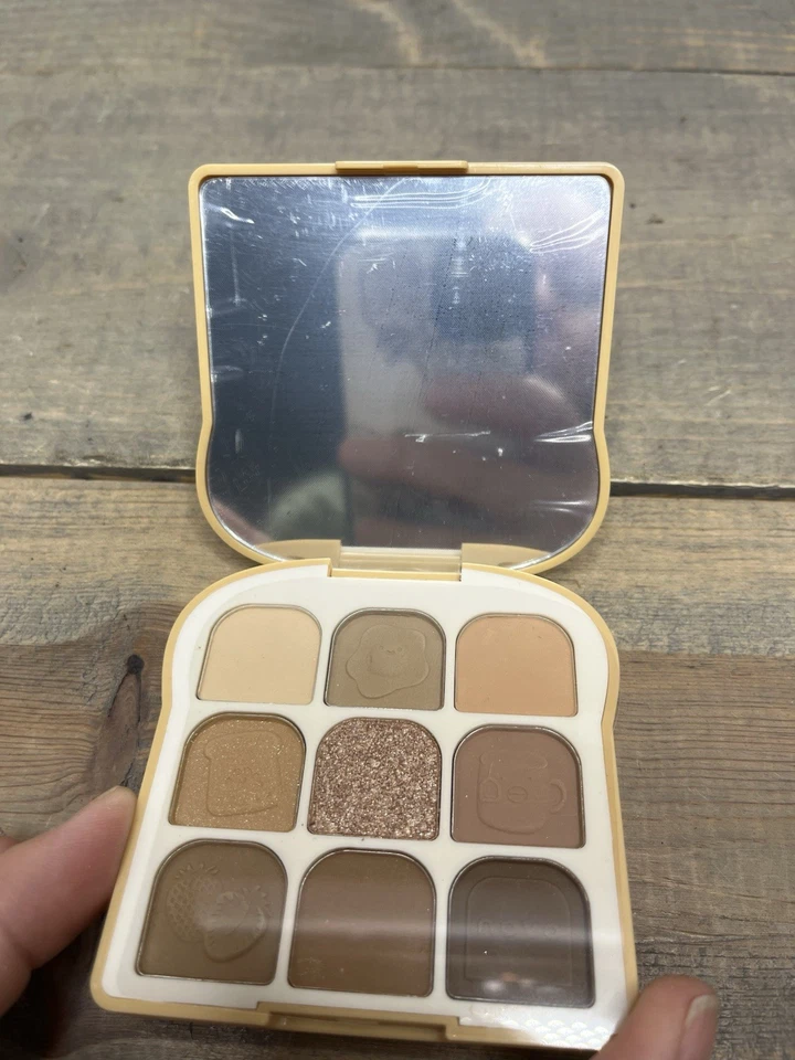 Nova Toast Eyeshadow Palette silky matte sparkling New in Box - Image 2 of 2