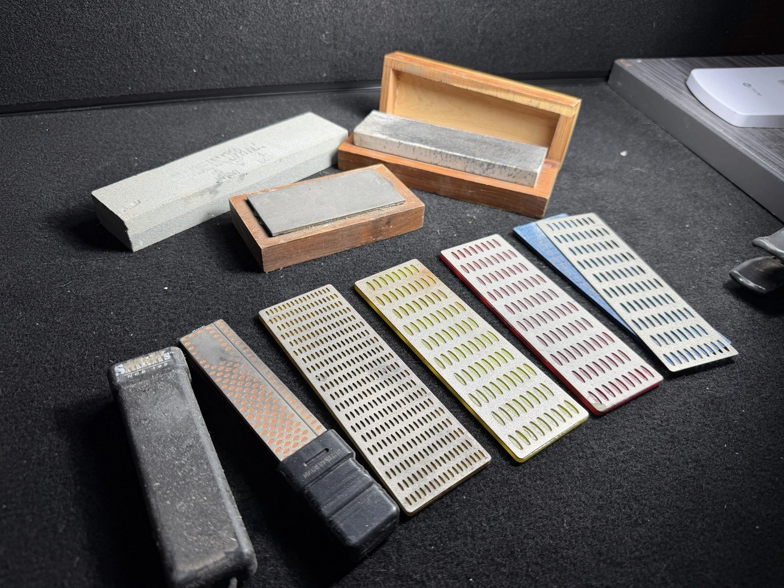 lot of knife sharpener Block Stones
Opens in a new window or tab