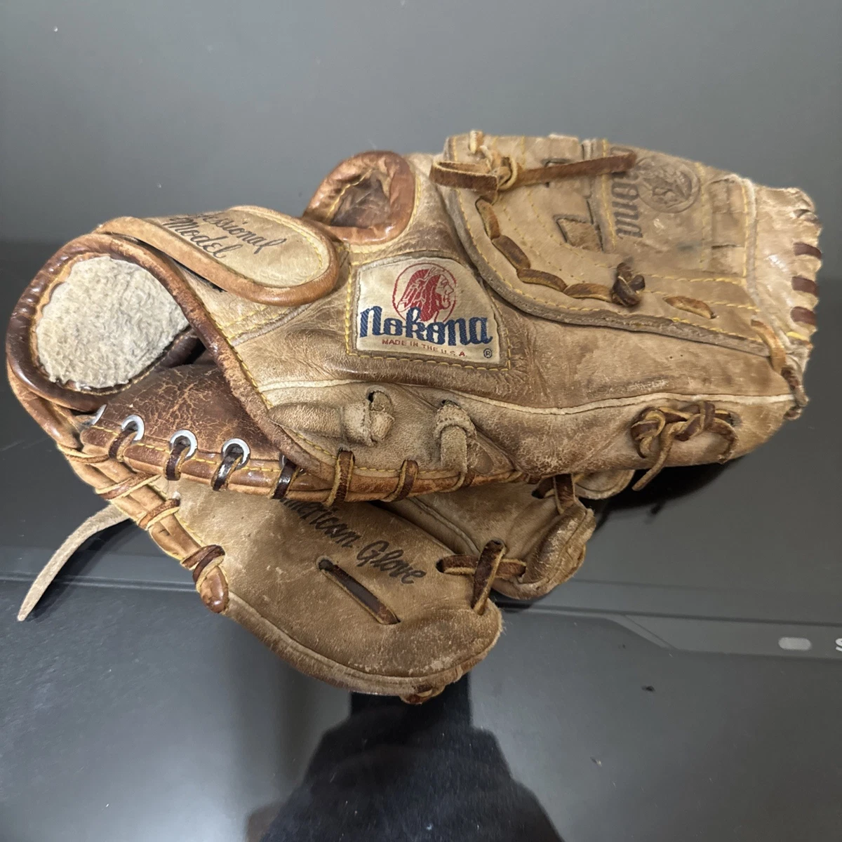 Nokona Baseball 11 Size Baseball Softball Gloves & Mitts for sale