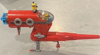 Mega Bloks Minions Supervillain Jet 472 Piece Building Set