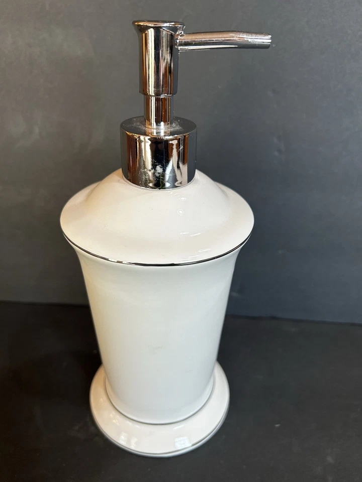 Creative Bath Ceramic White W/Silver Trim Regency Lotion Pump 9.5”H - Image 4 of 4