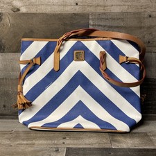 DOONEY  BOURKE Blue  White CHEVRON TOTE