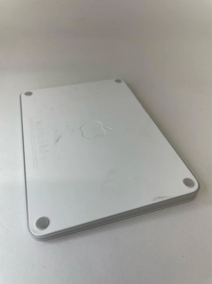 Apple Magic Trackpad - Weiß Multi-Touch Oberfläche - Bild 4 von 4