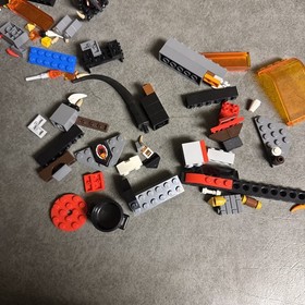 LEGO NEXO KNIGHTS: Jestro's Volcano Lair (70323) - INCOMPLETE