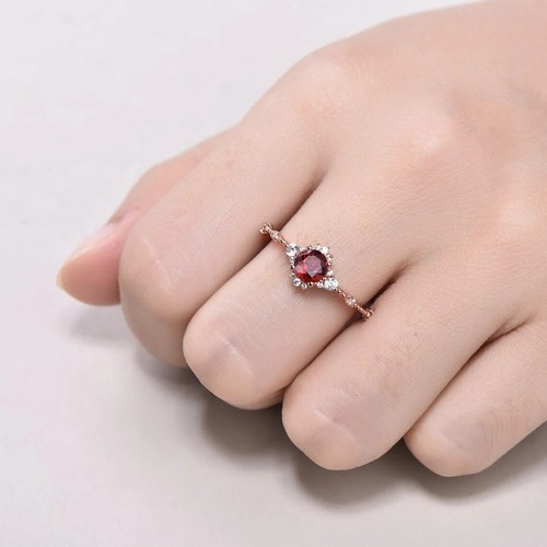 Anello Art Dec taglio tondo granato naturale argento sterling 925 placcato oro 18 carati placcato per lei - Foto 2 di 6