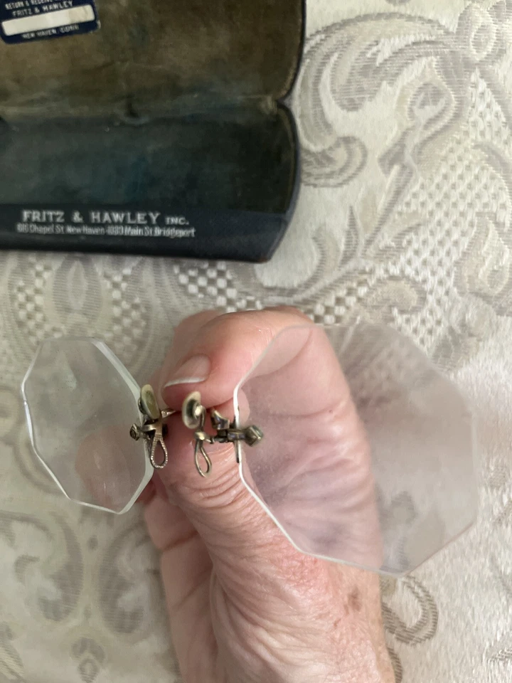 Anteojos antiguos y estuche DE COLECCIÓN - dorado FRITZ & HAWLEY octágono sin montura Foto 4 de 4