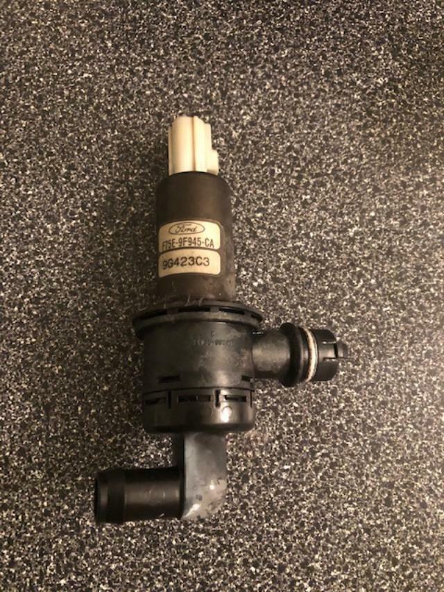 Automotive NEW FORD OEM FUEL VAPOR SOLENOID POWERTRAIN CANNISTER VENT