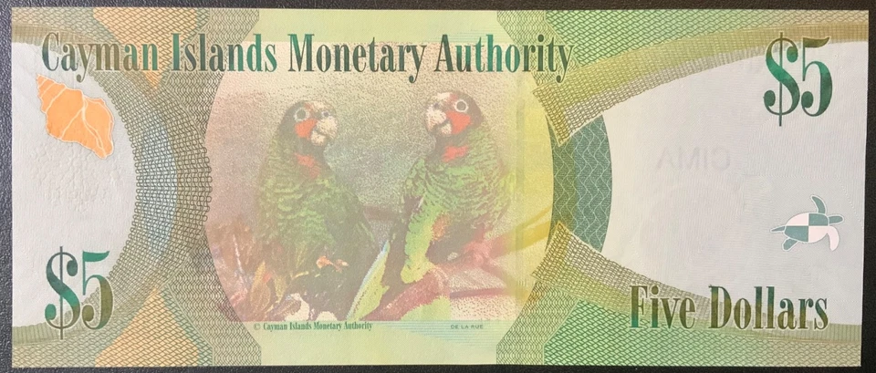 2010 CAYMAN ISLANDS PAPER MONEY - 5 DOLLARS UNCIRCULATED S/N 000951 BANKNOTE! - Image 2 of 2