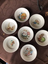 Vintage Oneida Ware Deluxe Childs Melamine Bowls - SET of 7- 1969-70s