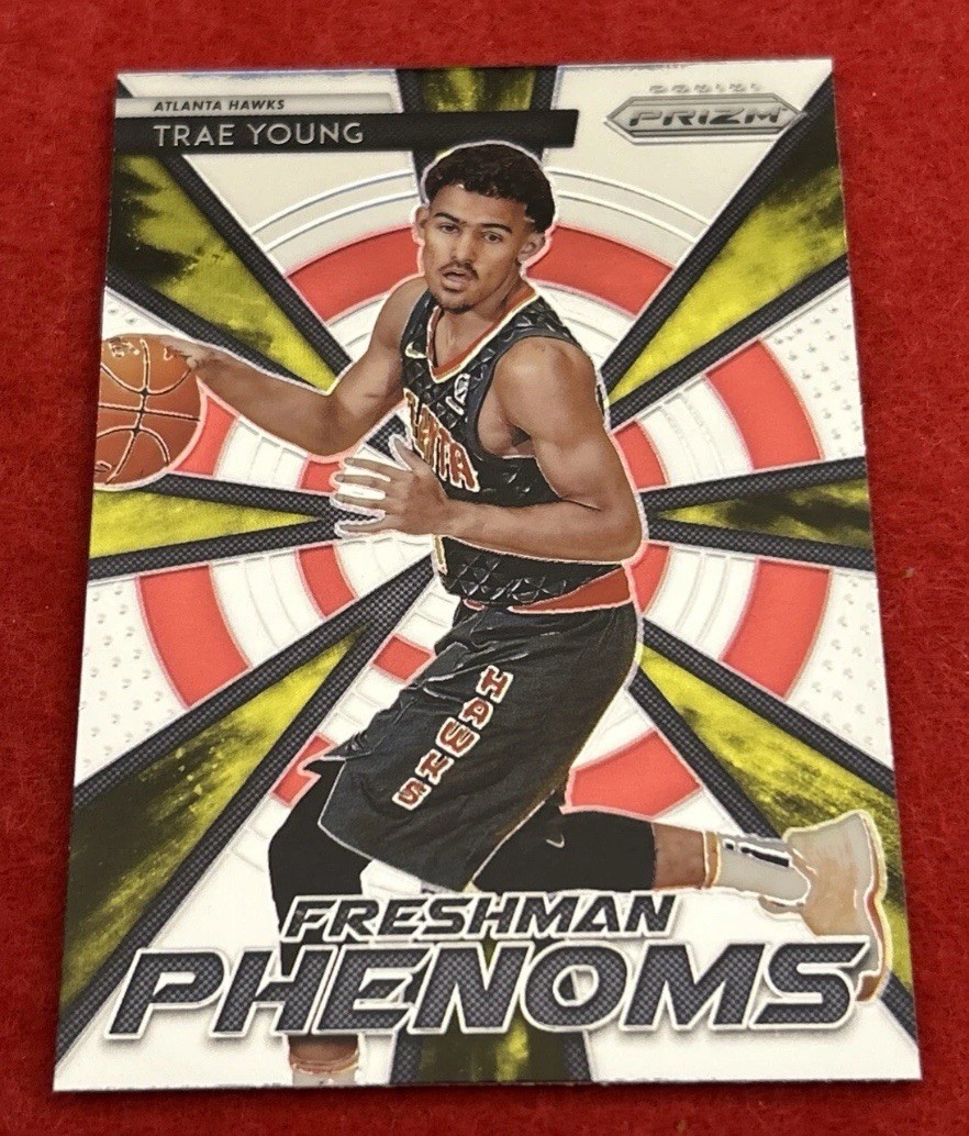 2018-19 Panini Prizm #21 Trae Young Hawks Freshman Phenoms