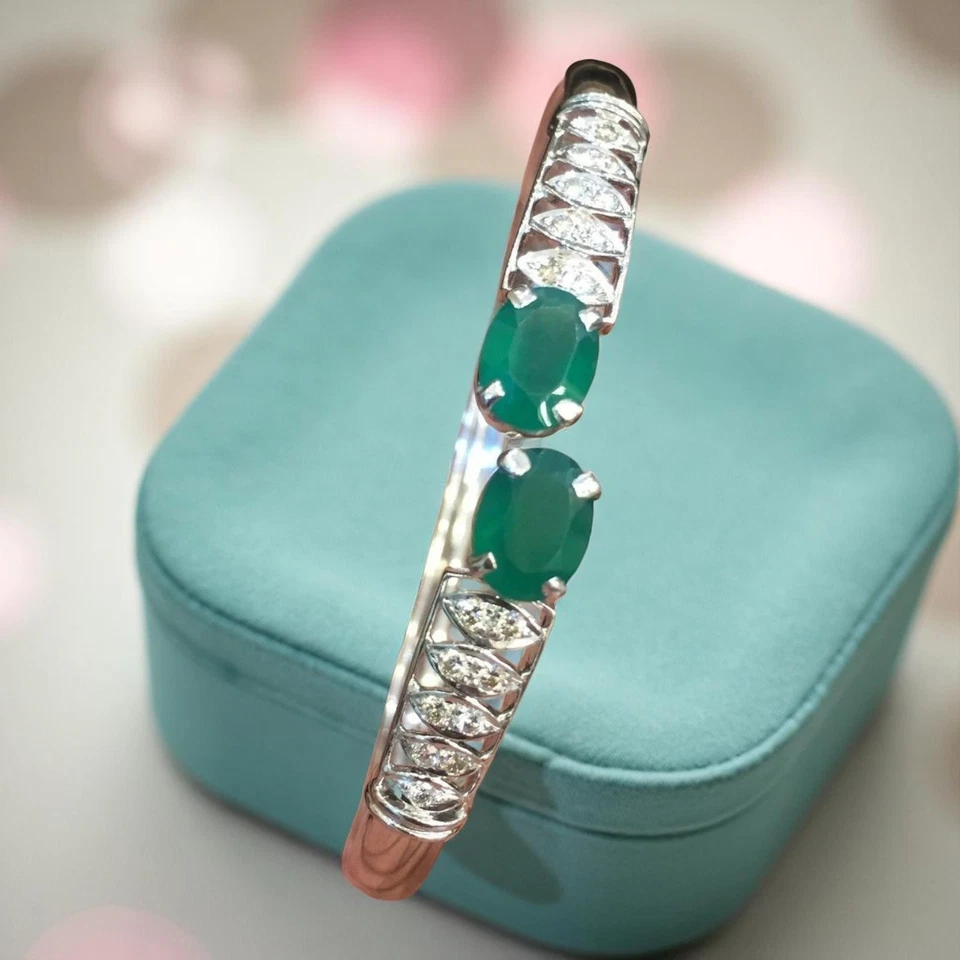 Pavé 2,80 Cts Runder Brillant Diamanten Smaragd-Manschette Armband 14K Weißgold - Bild 4 von 4