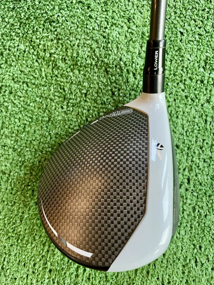 Taylormade Sim Titanium Fairway 3 Wood Stiff Flex Right Handed Mens Golf Club - Image 2 of 4