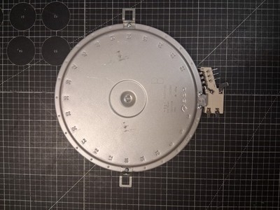 OEM Frigidaire Range 9'' Radiant Surface Element 316530001 for FCFE3083ASA