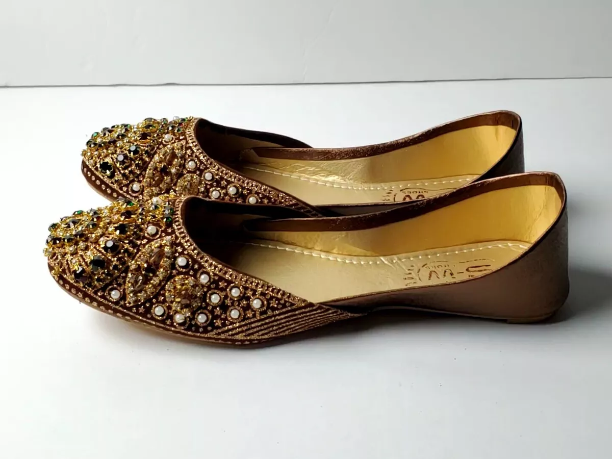 Punjabi sandal deals