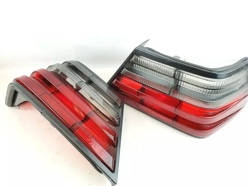 Пара дымчато-красных задних фонарей DEPO Mercedes Benz 86-95 W124 260E 300E E320 E420 - Изображение 2 из 4