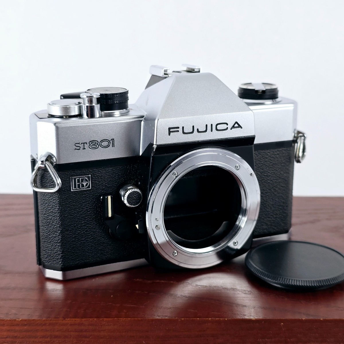 FUJIFILM FUJICA ST801 + EBC FUJINON 55mm F1.8 フジフィルム MF一眼