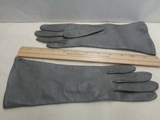 Vintage Leather Gloves Ladies 6  1/2 Grey OHRBACHS 1972 1969 cosplay SOFT 