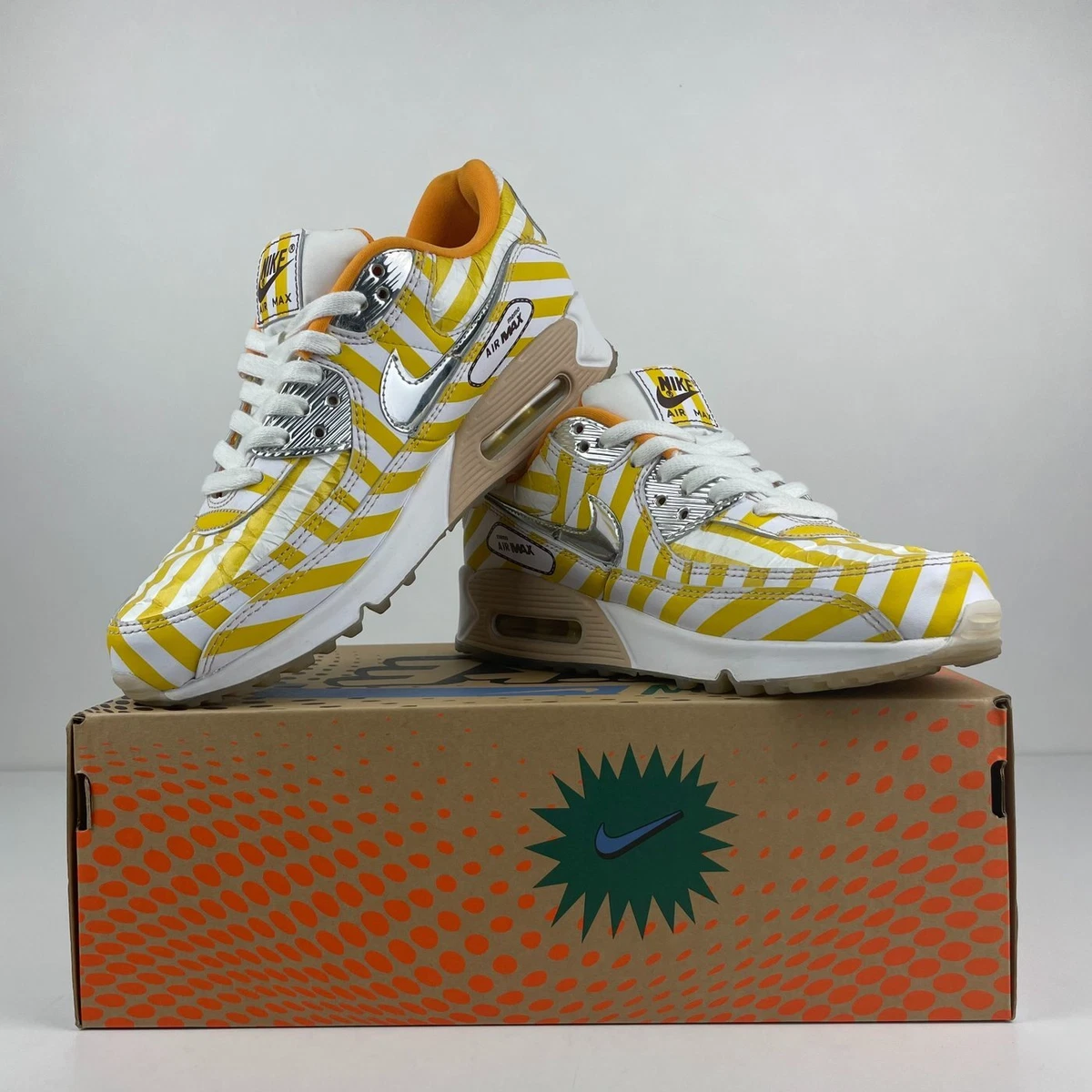 Nike Air Max 90 SE Swoosh Mart Fried Chicken for Sale
