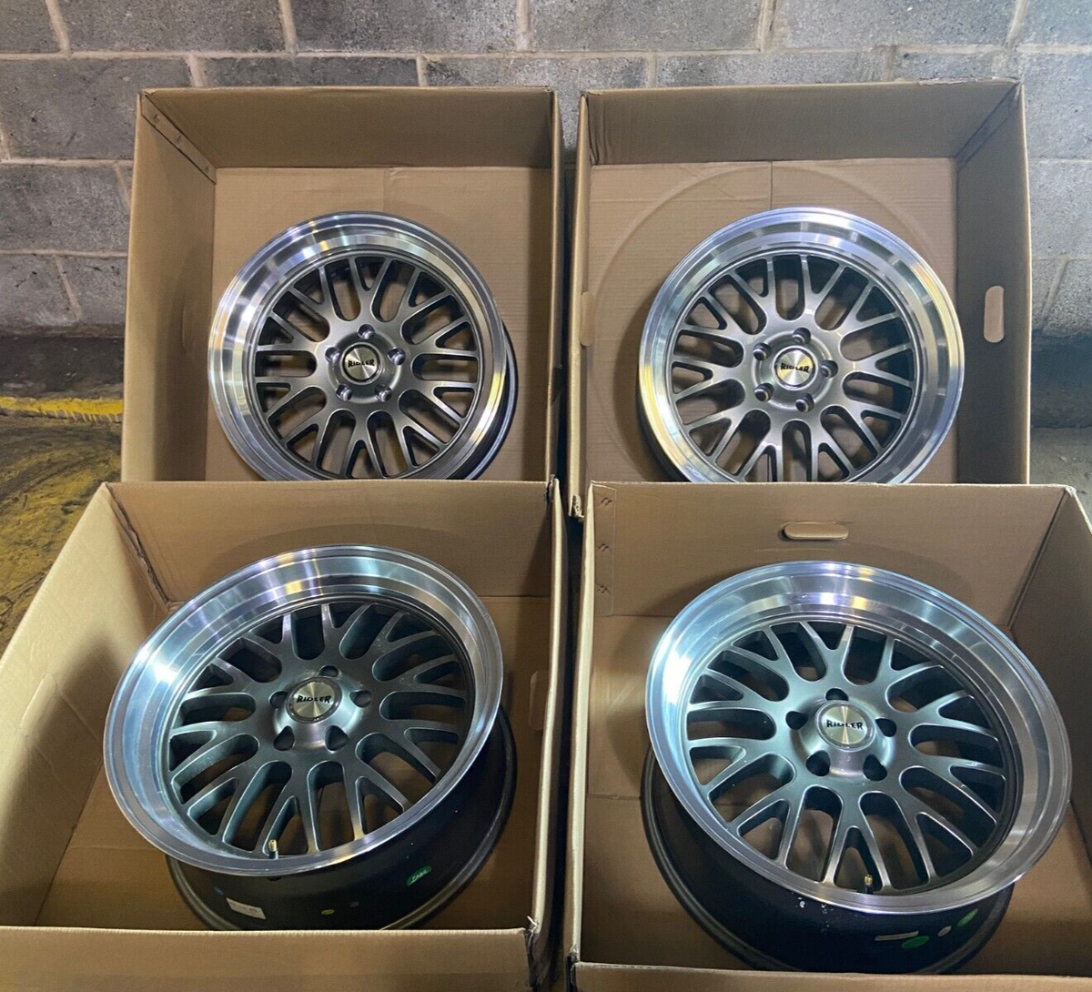 18x8 Ridler 607 10 Spoke Wheels Rims 5x4.5 +0mm Gunmetal