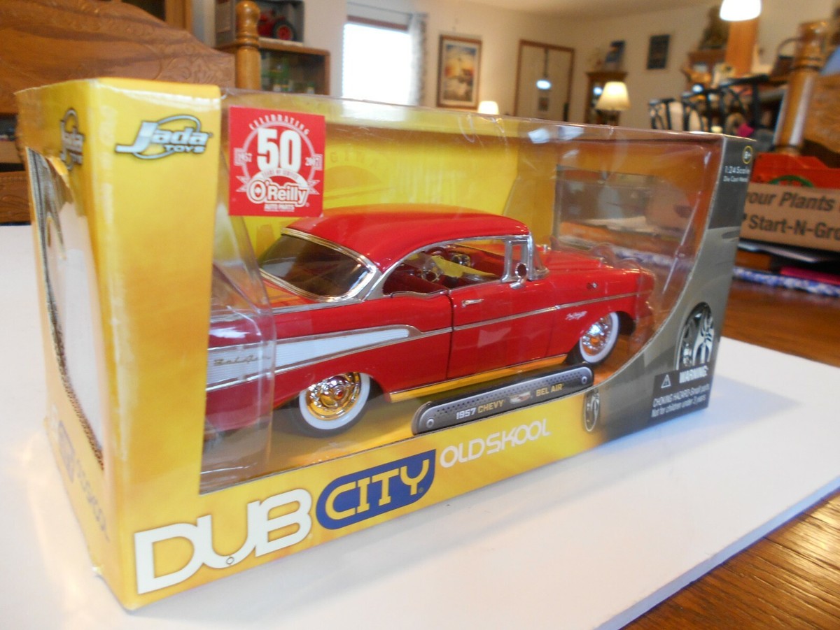 2007 Jada Toys 1:24th Scale DUB CITY OLDSKOOL 1957 Chevy Bel Air