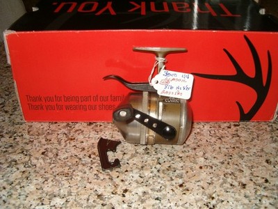 ZEBCO 44 CLASSIC... FEATHERTOUCH UnderSpin Fishing Reel - USA