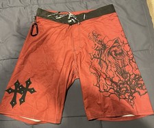 Affliction Men  s Board Trunks Size 34 Misfit Red Black Y2K Gothic