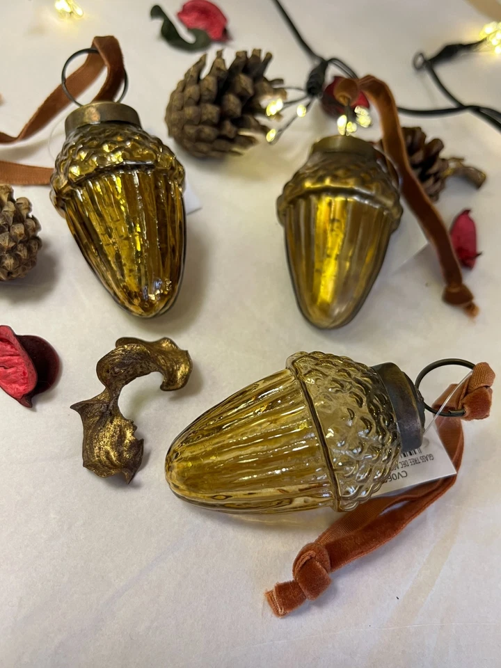 Vintage Antique Glass Golden Acorn Bauble Hanging Decoration with Velvet Ribbon - Image 2 of 3