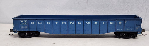 Carro góndola Boston & Maine Railroad 50' 71341 RTR Kadee ruedas de metal HO | Zustand: Used
